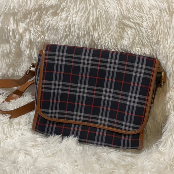 Burberry Handbags - VINTAGE BURBERRY MADE IN ENGLAND